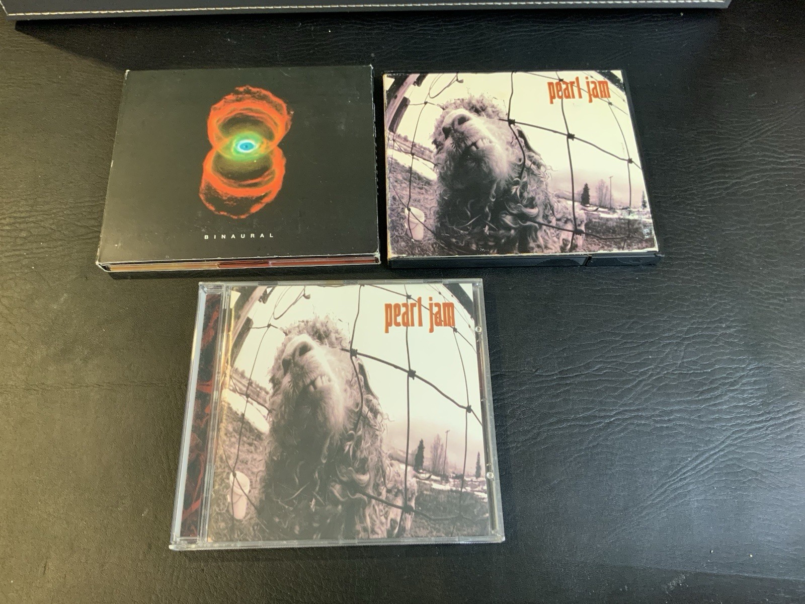 PEARL JAM - VS. (2 Copies) & Binaural.  LOT OF (3) CDS Rare Early Case VG