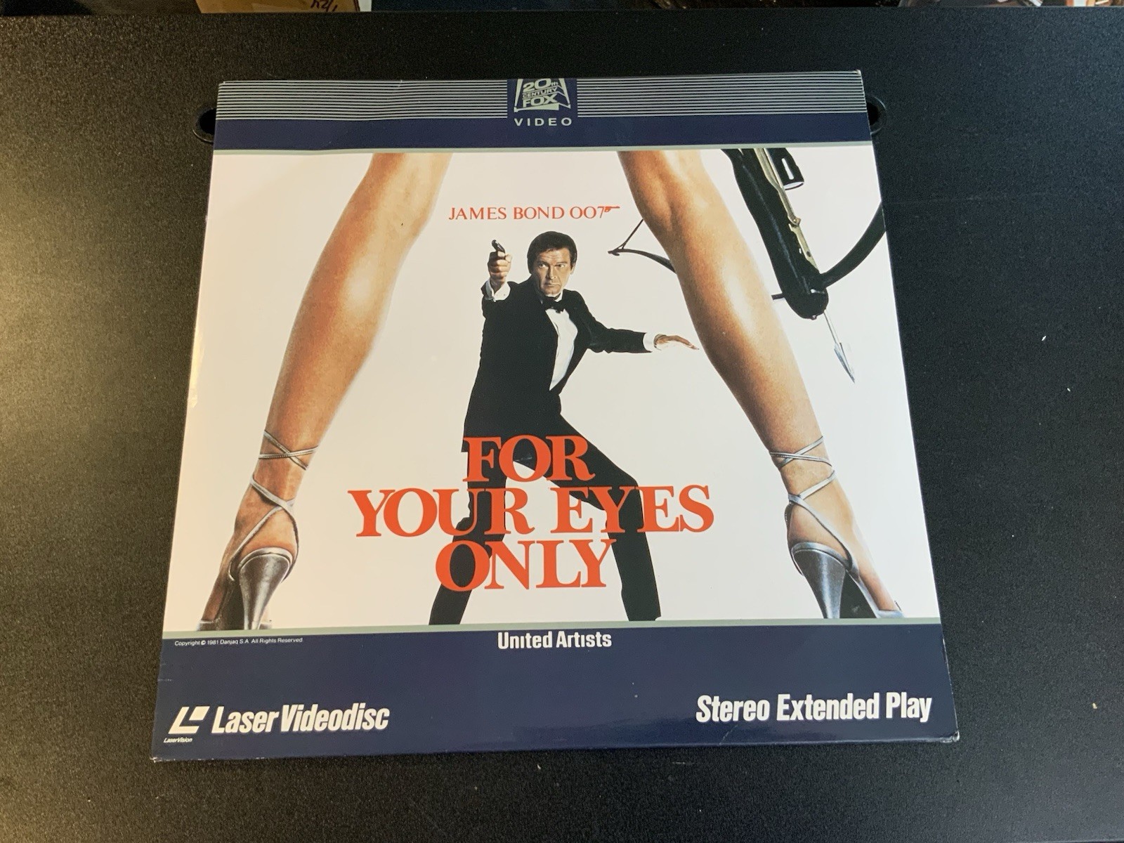 James Bond 007 2x LaserDisc Lot - For Your Eyes Only  & Goldfinger Pioneer 20th - Image 5