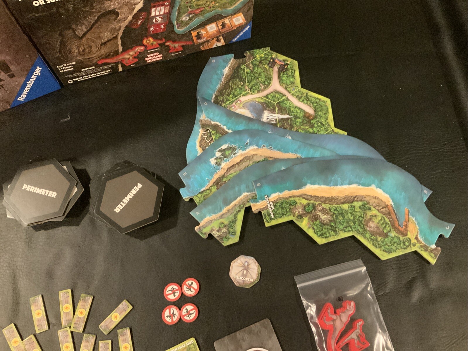 Jurassic Park Danger ! Ravensburger 2018 Adventure Strategy Board Game - Image 4