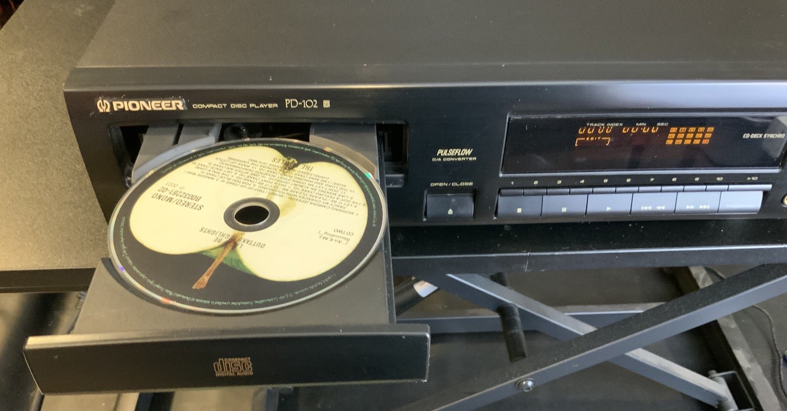 Pioneer PD-102 Vintage HiFi Stereo CD Player Compact Disc Tested See Video - Image 5