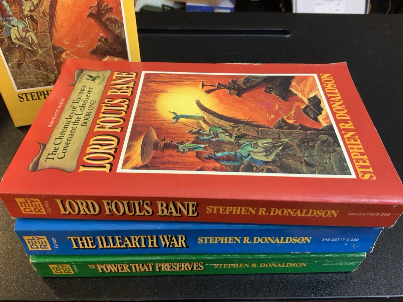 Chronicles of Thomas Covenant the Unbeliever 3 Volume Box Set Stephen Donaldson - Image 4