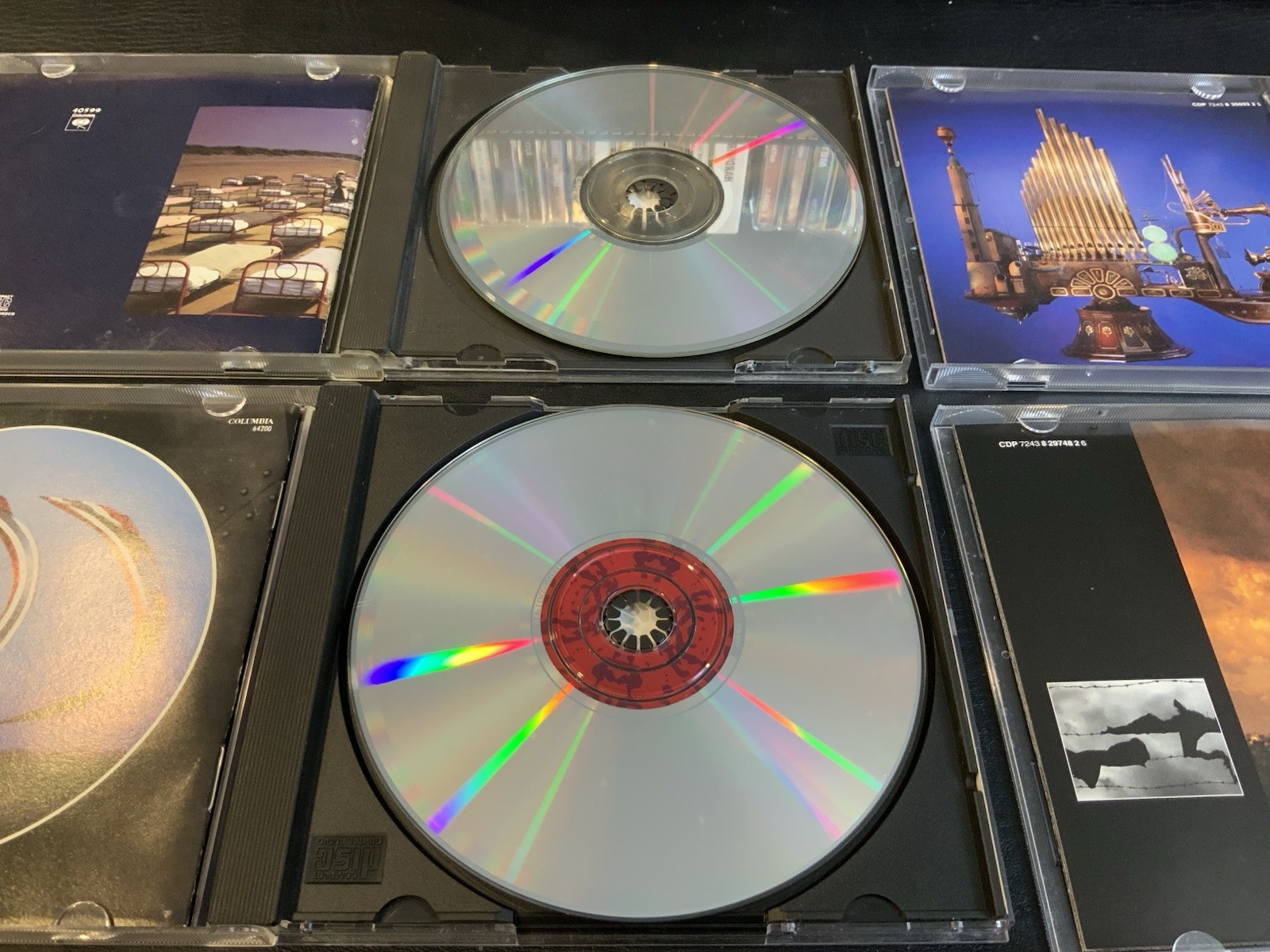 Lot of 4 Pink Floyd CDs - Relics, Animals, The Division Bell, Momentary Lapse - Image 4