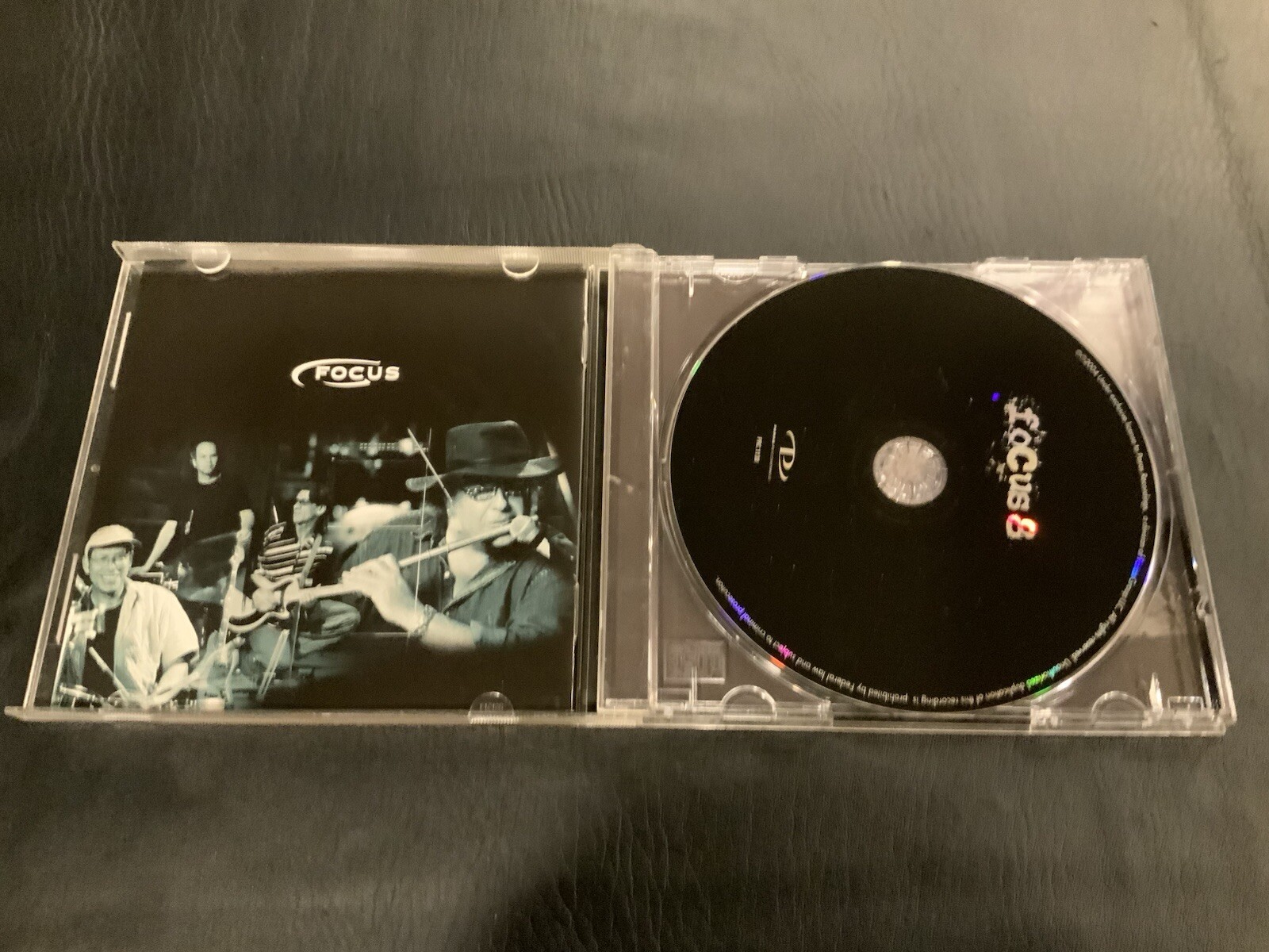 LOT OF 3 FOCUS CD’s Greatest Hits, Focus 3 & 8 progressive rock jazz fusion - Image 5