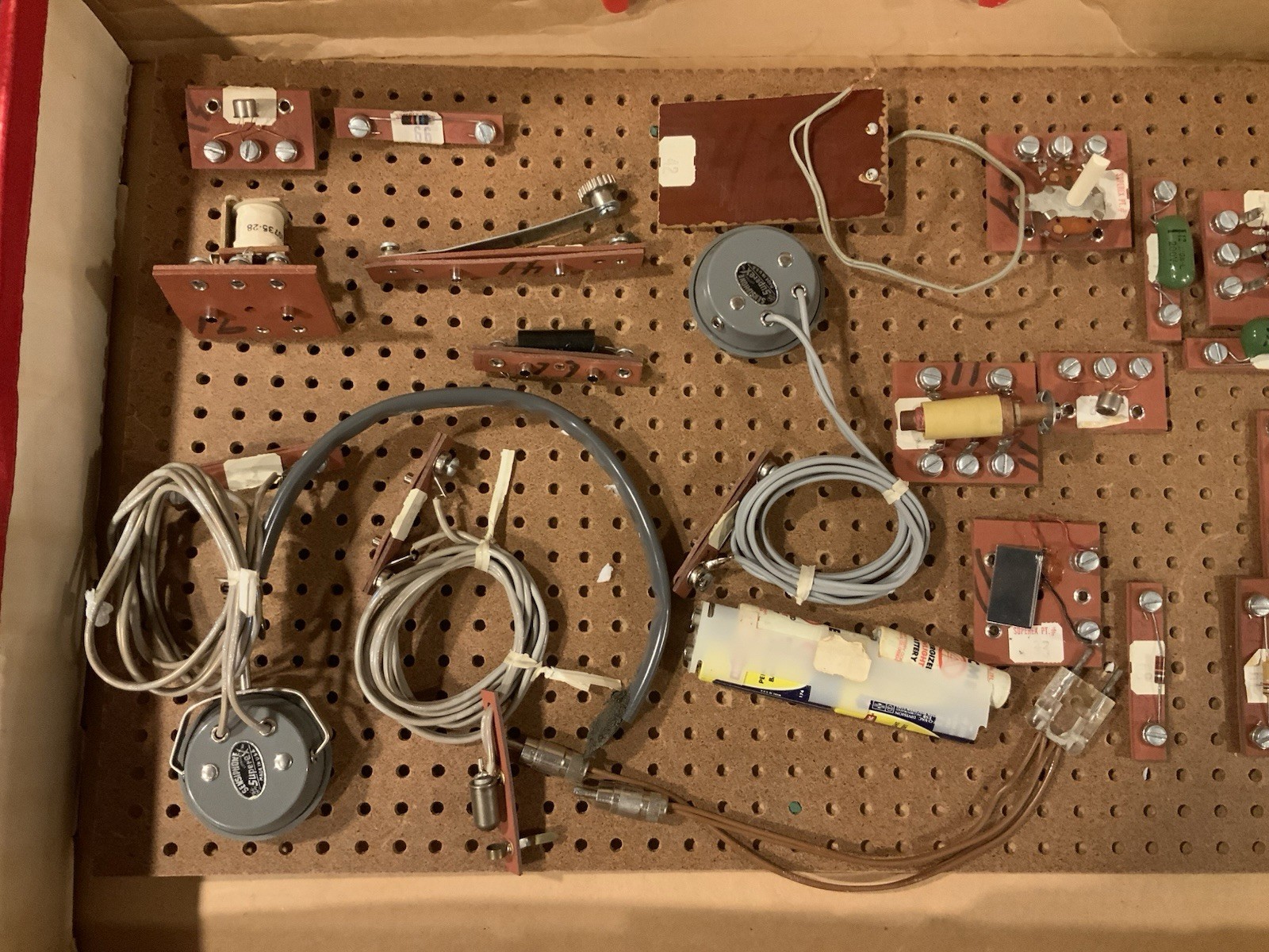 Vintage Superex Electronics Laboratory 35 Exciting Electronic Projects! RARE SEE - Image 10