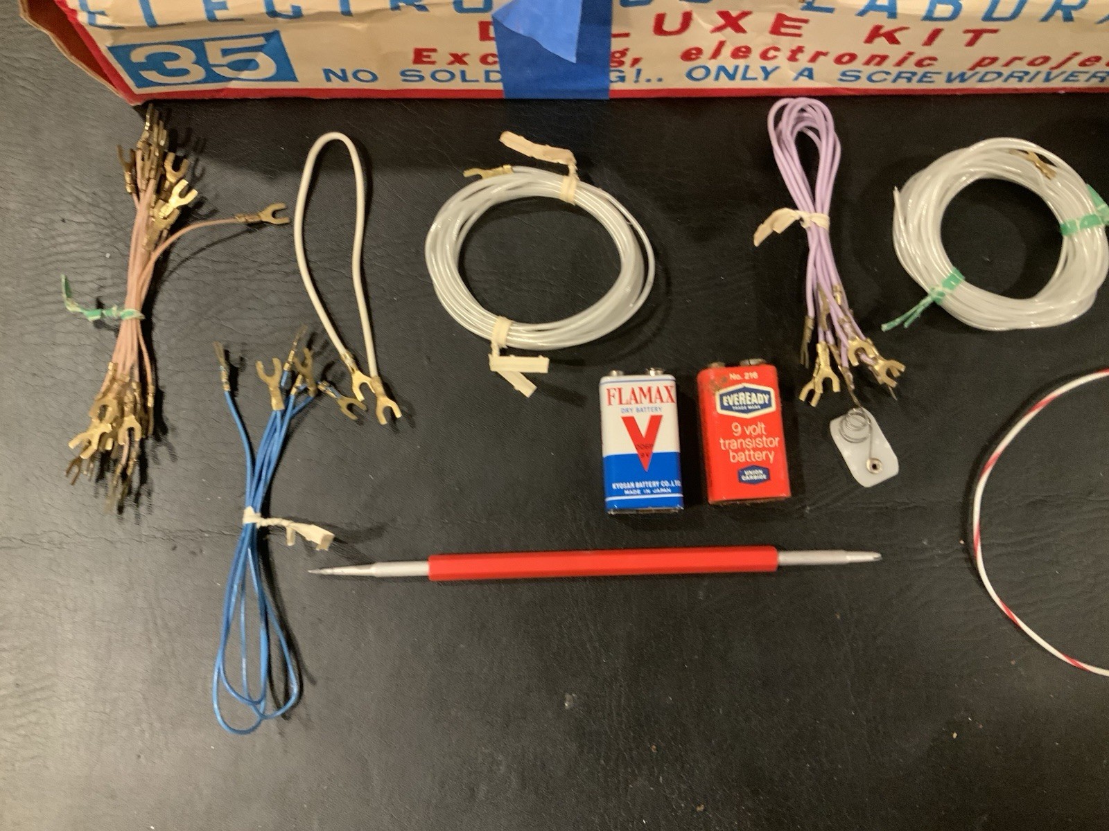 Vintage Superex Electronics Laboratory 35 Exciting Electronic Projects! RARE SEE - Image 13