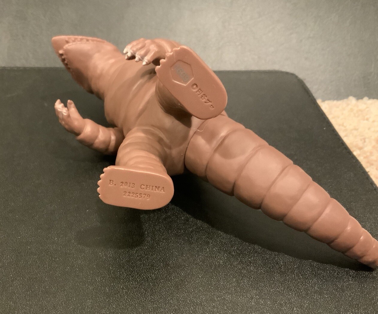 Bandai Ultraman Spark Dolls Monster Series 500 No 51 TELESDON Vinyl Figure 2013 - Image 3