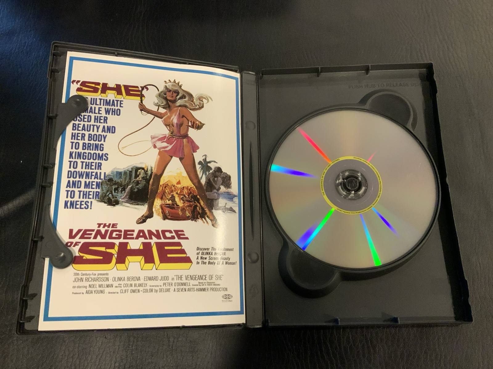THE VENGEANCE OF SHE DVD 1967 Hammer Collection 1999 Anchor Bay - Image 3