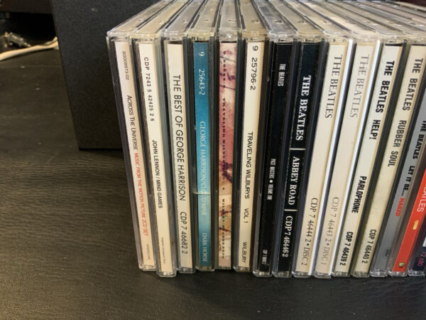 Beatles CD Lot 20 Albums/26 Discs + 2 DVD: Harrison, McCartney, Lennon VG-VG+ - Image 2