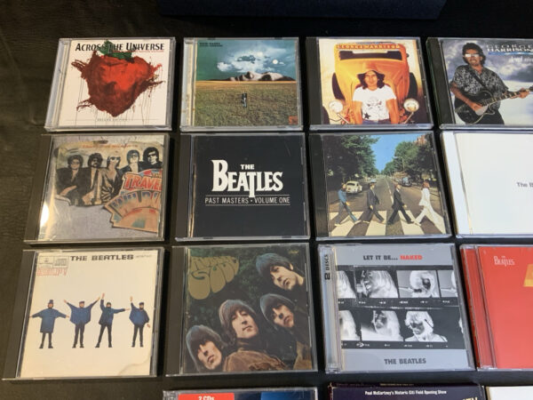 Beatles CD Lot 20 Albums/26 Discs + 2 DVD: Harrison, McCartney, Lennon VG-VG+ - Image 5