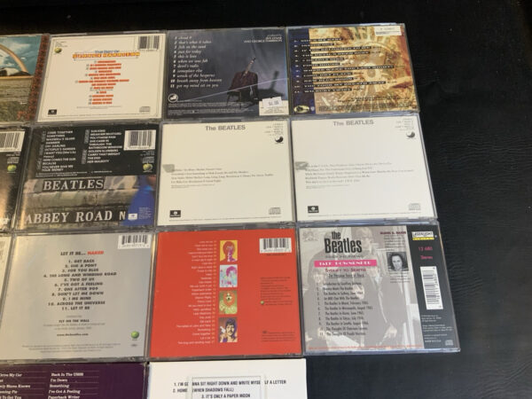 Beatles CD Lot 20 Albums/26 Discs + 2 DVD: Harrison, McCartney, Lennon VG-VG+ - Image 10