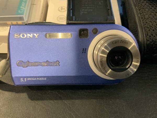 Sony Cyber-Shot DSC-P100 5.1MP Digital Camera RARE BLUE Tested See Pics