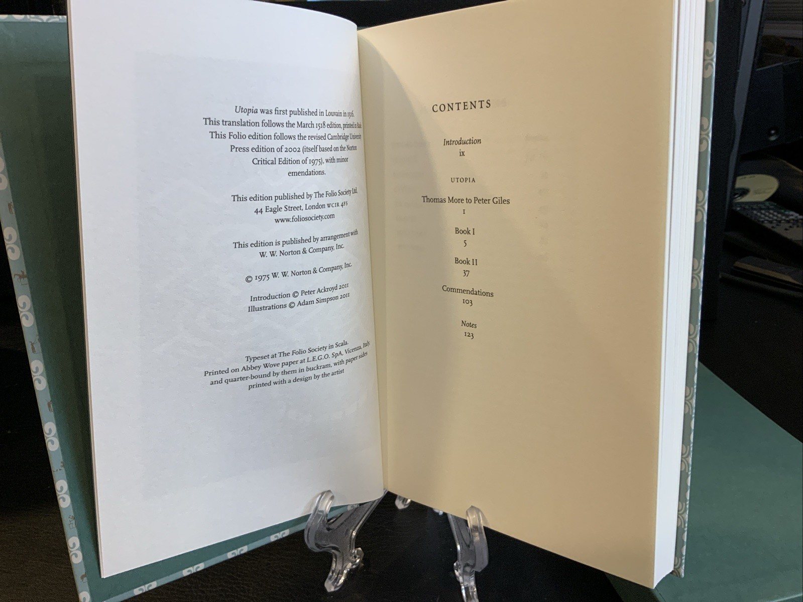 Thomas More Utopia Folio Society Edition with Slipcase Illustrated 2011 Like New - Image 4