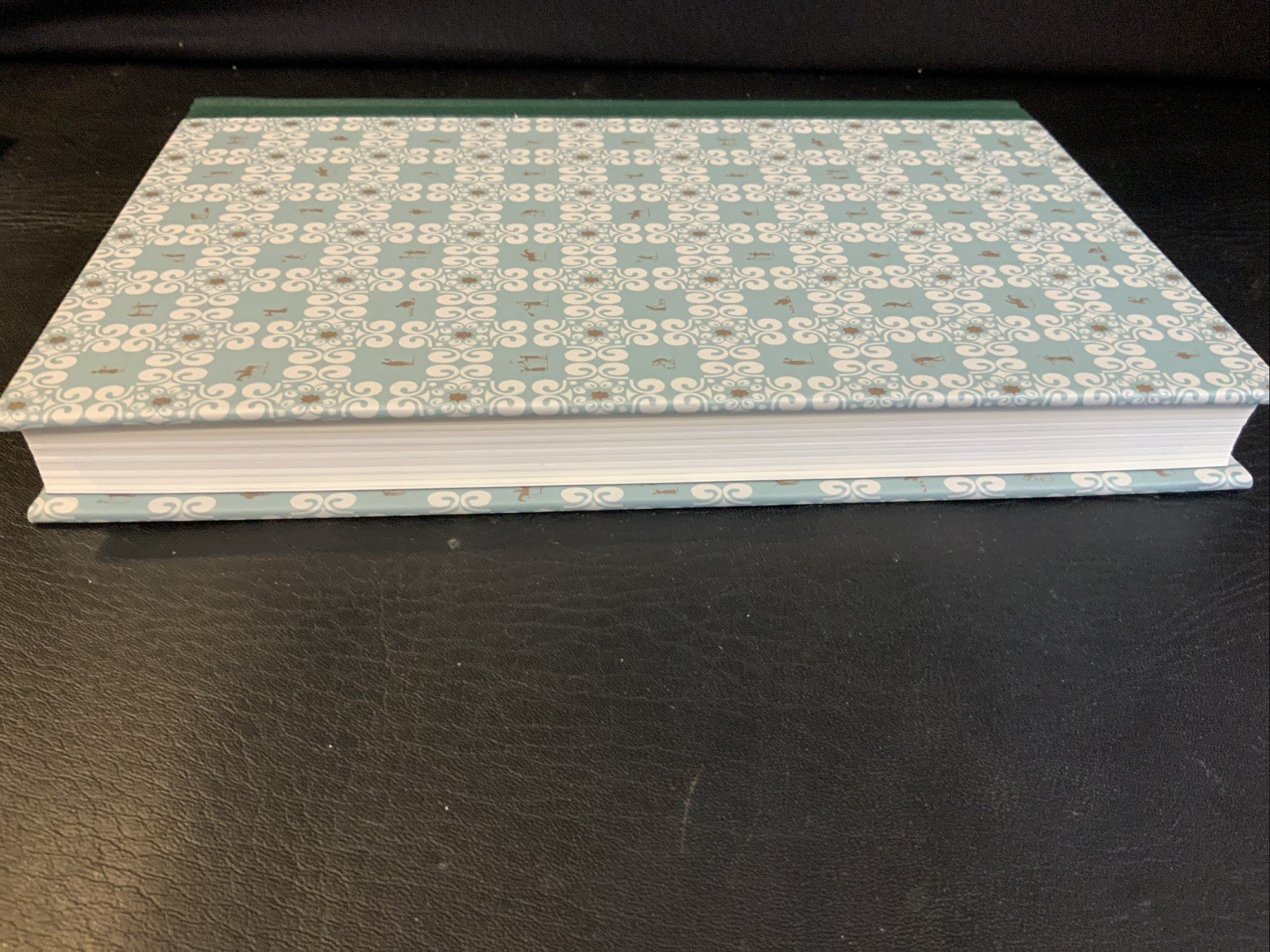 Thomas More Utopia Folio Society Edition with Slipcase Illustrated 2011 Like New - Image 6