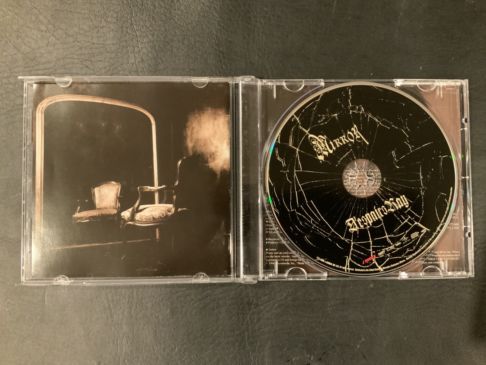 D’espairsRay - Mirror - CD - Very Rare **Excellent Condition** J-Rock Nu Metal - Image 3