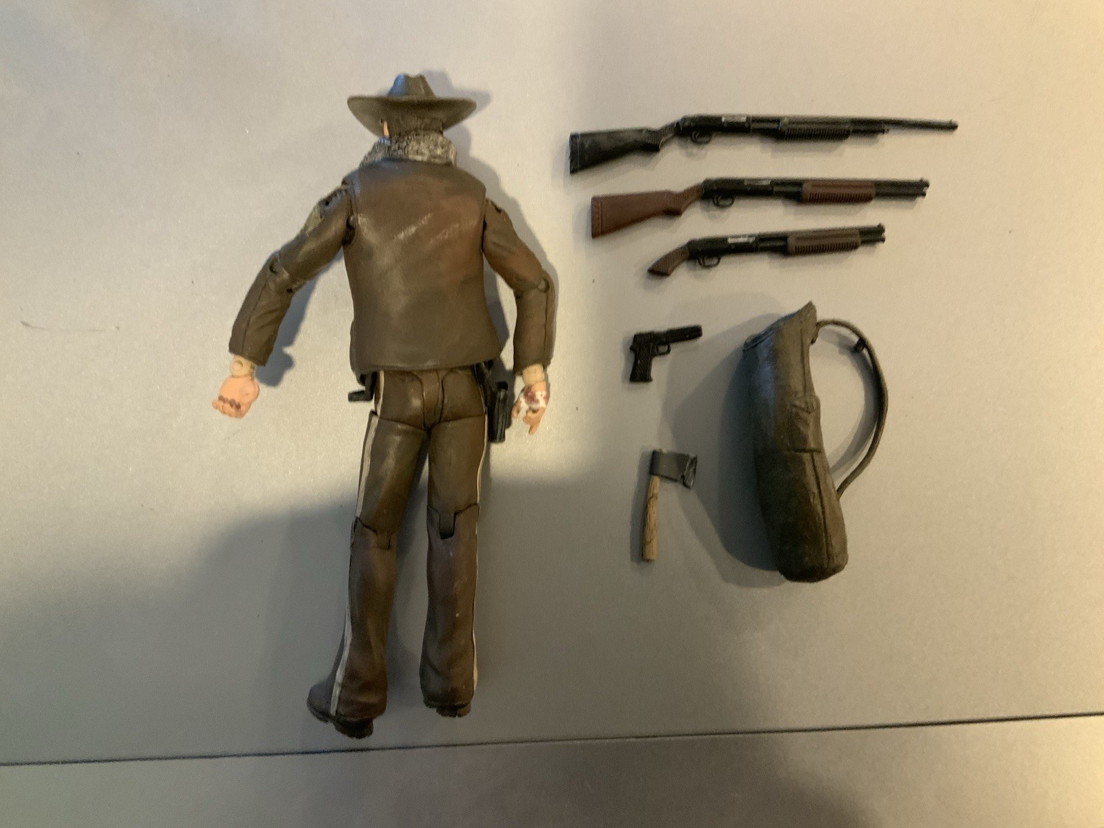 The Walking Dead Sheriff Rick Grimes Action Figure McFarlane + Accessories - Image 5
